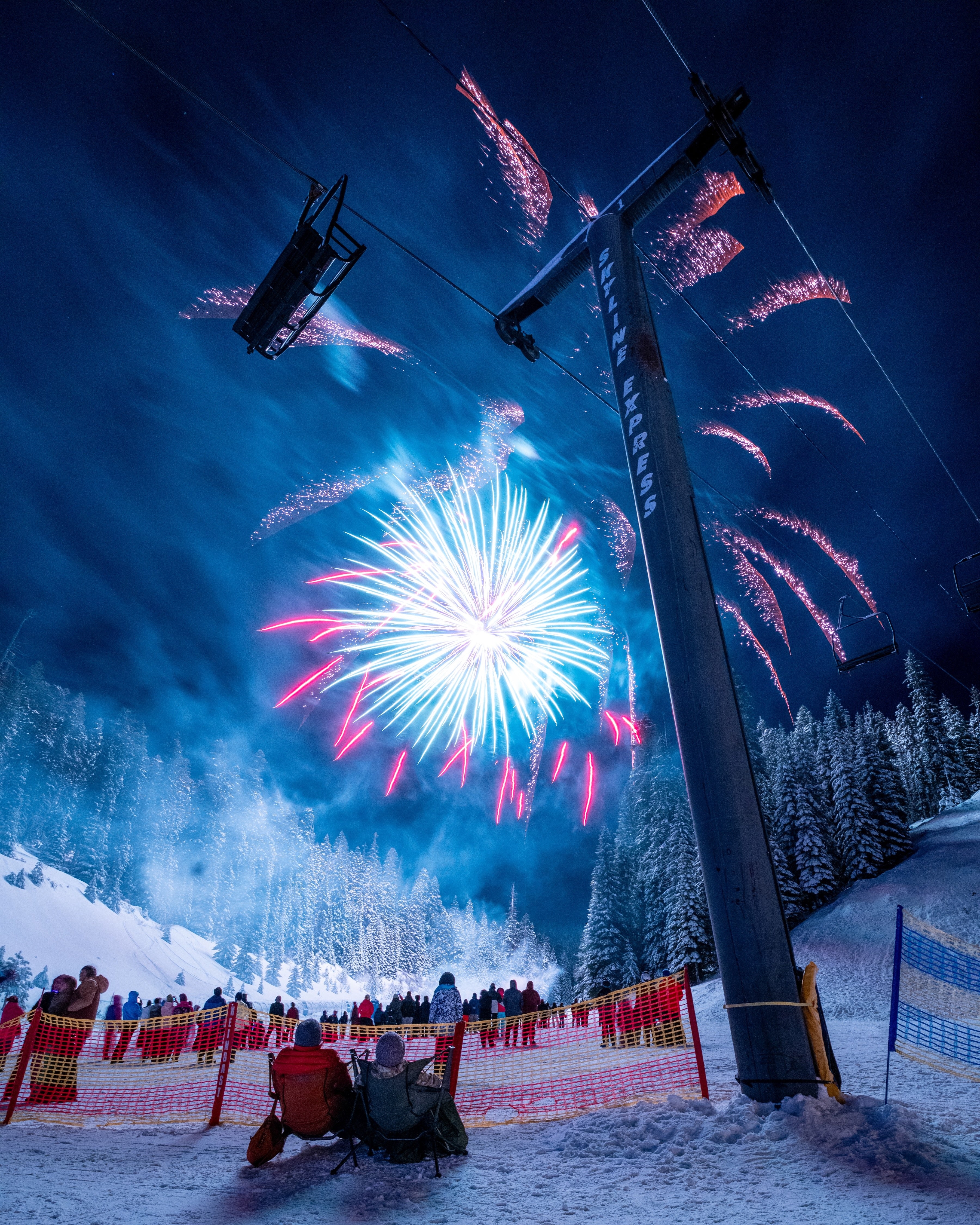 Round Topo LS T-Shirt